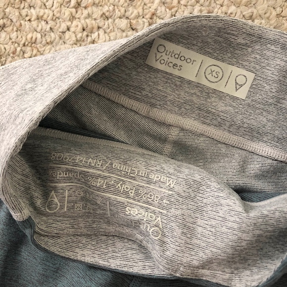 NWOT Outdoor Voices Mid-Rise Warmup XS - Picture 6 of 6